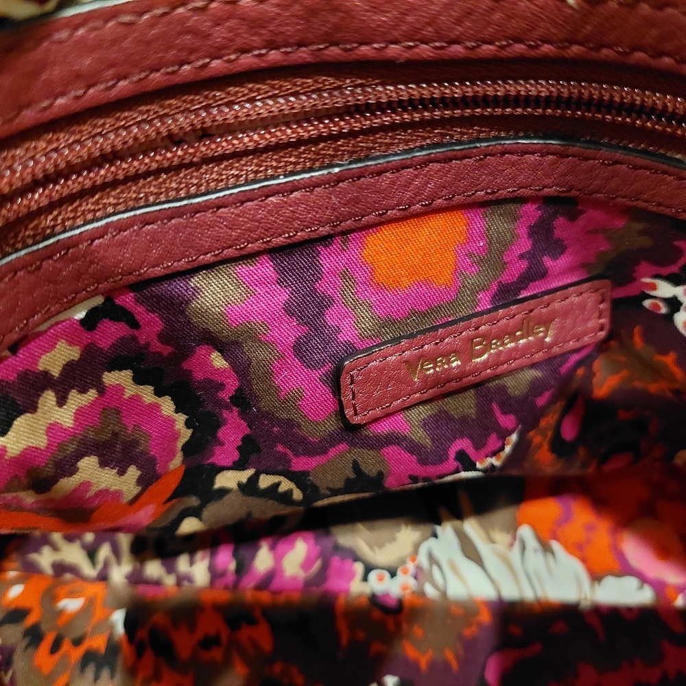 Vera Bradley Leather Purse Preowned Excellent Condition - Picture 8 of 8